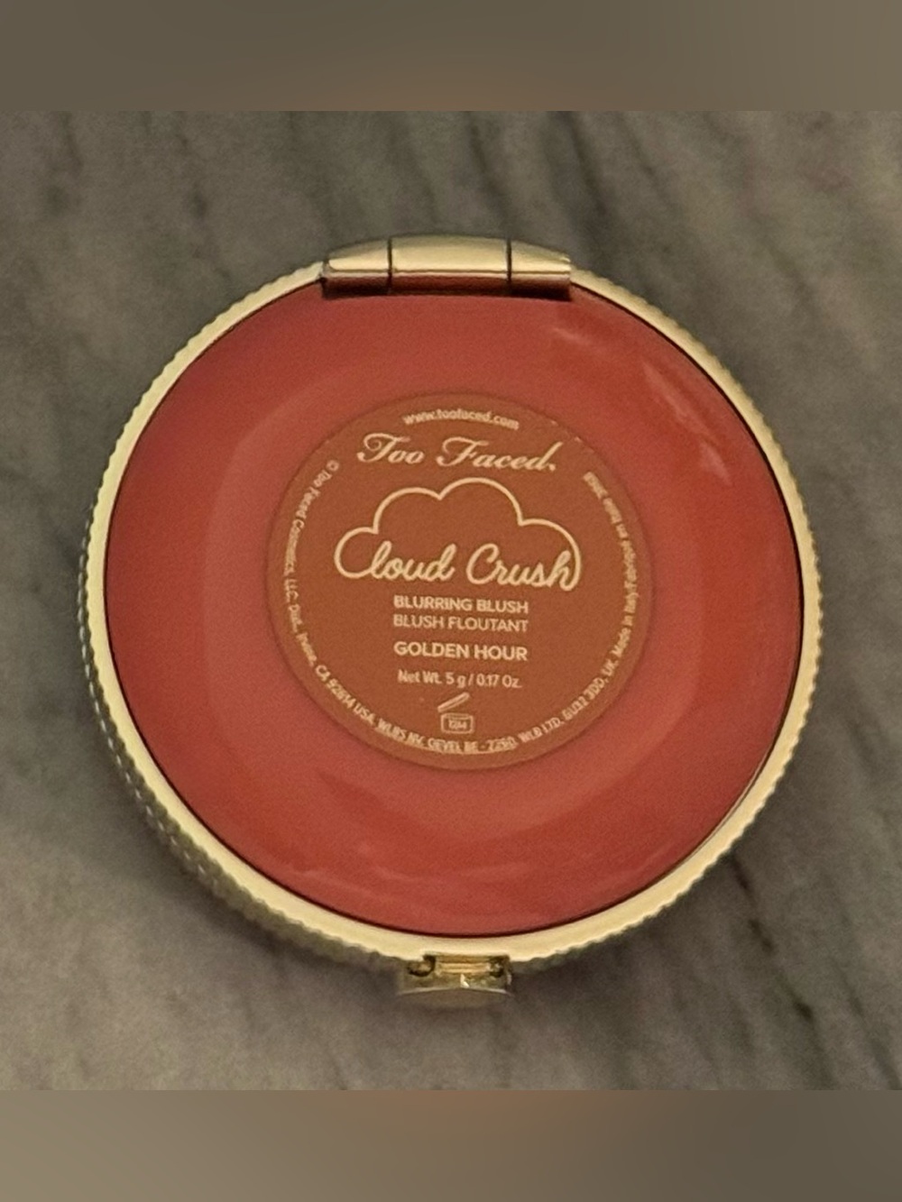 Too Faced Cloud Crush Blurring Blush Golden Hour Satin Peach Pink - New In Box - Picture 6 of 9